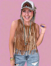 Load image into Gallery viewer, girl's best fringe, saddle