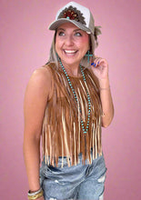 Load image into Gallery viewer, girl's best fringe, saddle