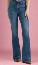 Load image into Gallery viewer, wrangler retro premium trouser jean, high rise