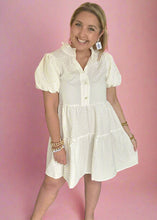 Load image into Gallery viewer, seersucker puff sleeve, ivory