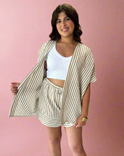 Load image into Gallery viewer, seaside striped shorts, tan
