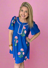 Load image into Gallery viewer, the petal pop dress