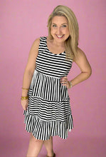 Load image into Gallery viewer, the nantucket swing dress, black