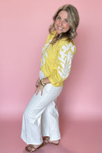 Load image into Gallery viewer, baroque applique blouse, lemon