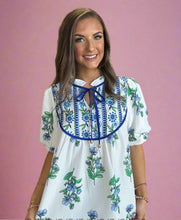 Load image into Gallery viewer, garden stroll blouse