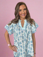 Load image into Gallery viewer, the garden party blouse