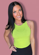 Load image into Gallery viewer, the off-duty crop, lime
