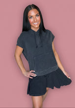 Load image into Gallery viewer, easy days skort, washed black