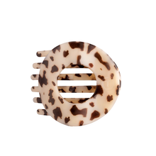 Load image into Gallery viewer, blonde tortoise large flat circle hair clip | teleties
