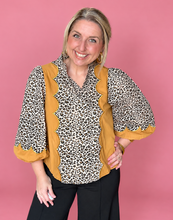 Load image into Gallery viewer, golden hour leopard scallop top
