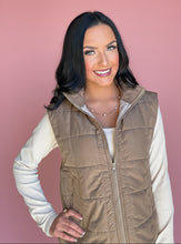 Load image into Gallery viewer, perfect puffer vest, mocha
