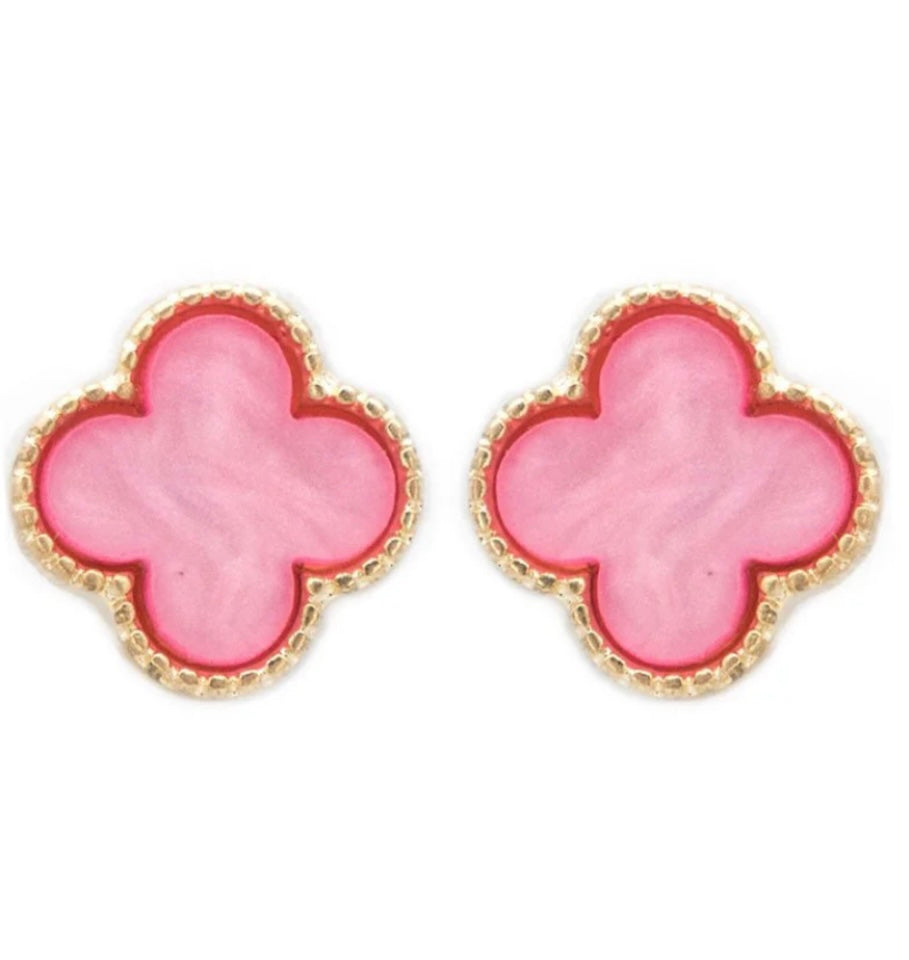 clover studs, pink