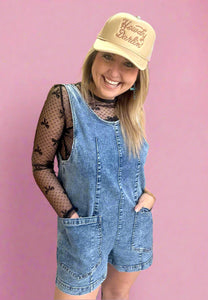 howdy darlin' trucker cap