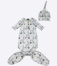Load image into Gallery viewer, golf knotted baby gown
