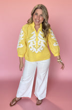 Load image into Gallery viewer, baroque applique blouse, lemon
