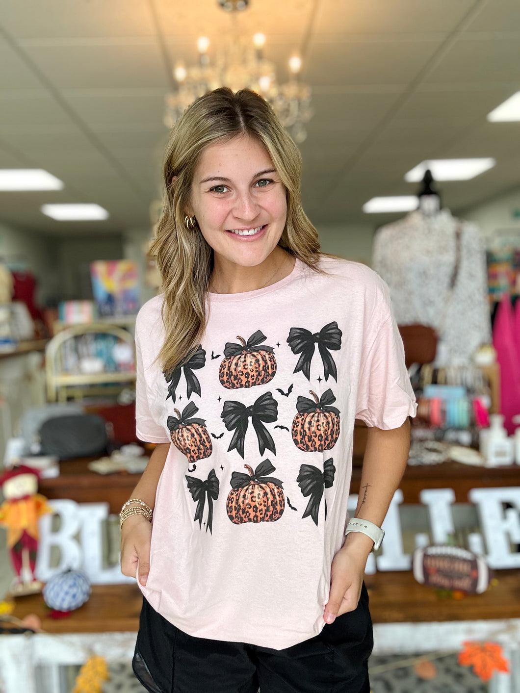 pumpkins + bows tee