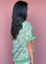 Load image into Gallery viewer, main character floral blouse, green
