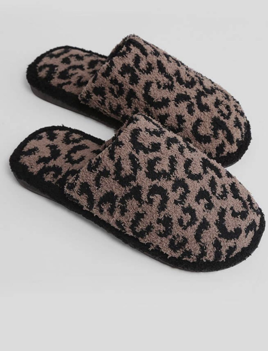 comfy luxe leopard slipper, coffee