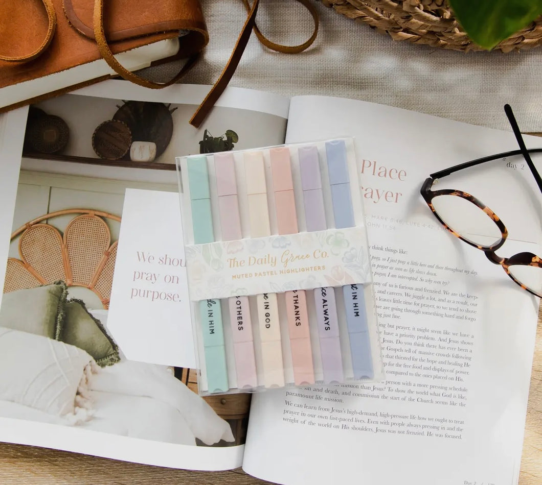 muted pastel Bible highlighters | daily grace co