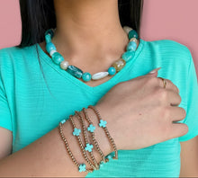 Load image into Gallery viewer, airflow v-neck top, mint
