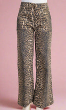 Load image into Gallery viewer, leopard flare jeans
