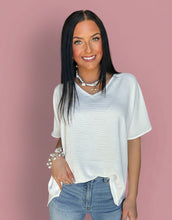 Load image into Gallery viewer, airflow v-neck top, white
