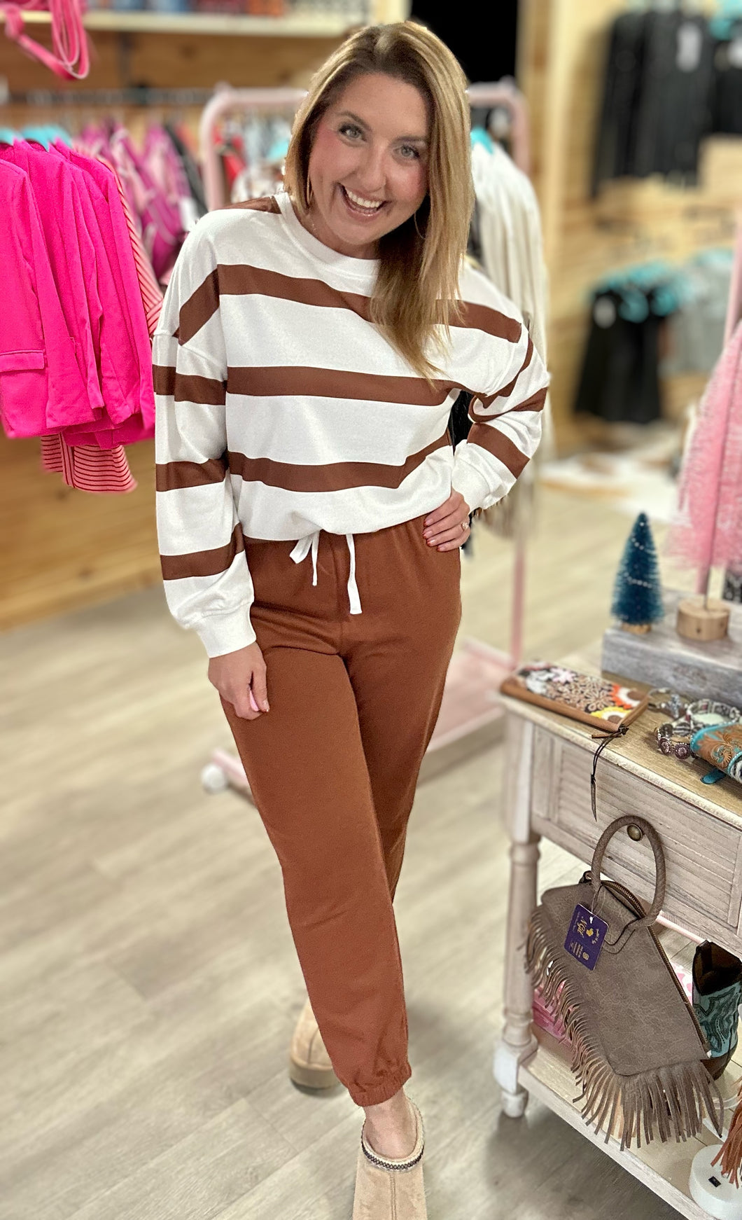 striped jogger set, brown