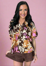 Load image into Gallery viewer, scallop detail blouse
