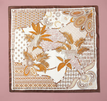 Load image into Gallery viewer, brown geometric scarf

