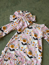Load image into Gallery viewer, bows + bats gown
